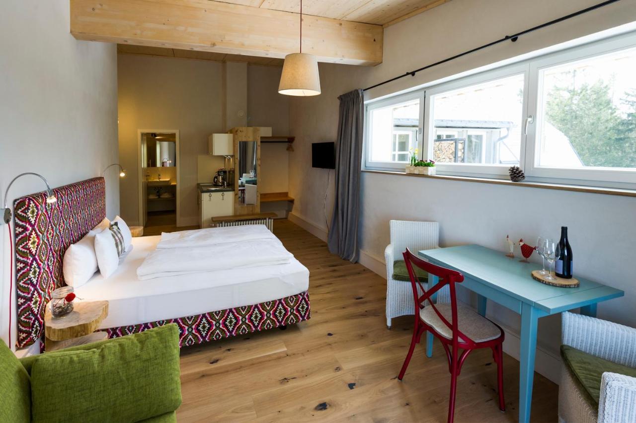 Berghaus Freiburg - Appartement Hotel Auf Dem Schauinsland Oberried  Esterno foto